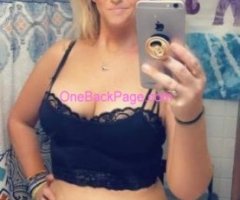 HEY FELLAS ITS JAZZI IN TOWN A FEW DAYS... CUM LINK OR ASK ABOUT MY CONTENT