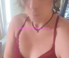 kinky snow bunny looking for daddys lap! available mow