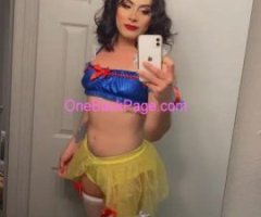 Sexy trans Latina súper caliente ?