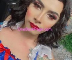 Sexy trans Latina súper caliente ?