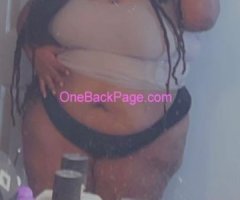 Sexxy Brownskin bbw female