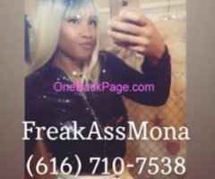 FreakyAssMona