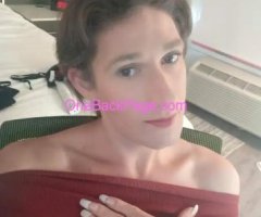 Gorgeous Trans Goddess Available and Hosting