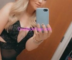 beautiful blonde baby with a big booty?? hmu 256-599-0913?