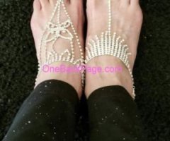 Worship the Feet of a Magnificent Dancer Goddess!