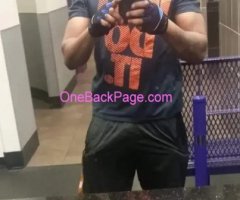 Athletic bodied 34 year old handsome man in omaha