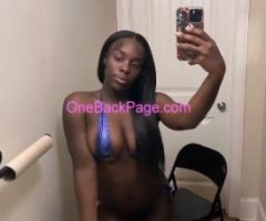 THICK ASS DARKSKIN BOOK NOW