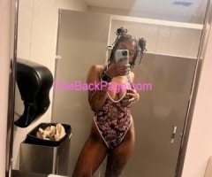 ?Slim Thick Bombshell available now?