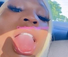 EXOTIC THROAT LONDON AVAILBLE