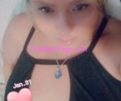 , AVAILABLE RIGHT NOW ? BBW mature n experienced MILF w/lots of curves