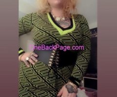 Amber Bust Bombshell is back! DD36 Tatted