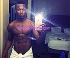 Masc And Discreet .. A Real 9 1/5 HUNG KODY (SEXY MASC prettyboy) Incall/Out Available now !!