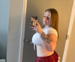 COME SEE THE SEXY REDHEAD SQUIRTER WHILE YOU CAN!!!