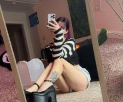 ?I'm sexy chocklate girl?Real Pictures?Naughty and very Horny?Sell videos?