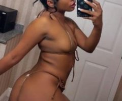 SWEET PUSSY SPECIALS BODY LIKE A GODNESS WAITING TO FUFILL ALL YOUR NEEDS AND DREAMS