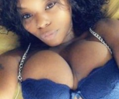 Cum visit Honey with the good pussy SWEET AS SUGAR 100 % natural bodied baddie