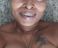 Cum release on caramel body!