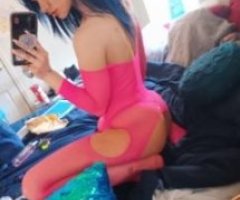 hi im sexy Blue my pics are real and yes i am too come see me iĺl make your fantasies come true