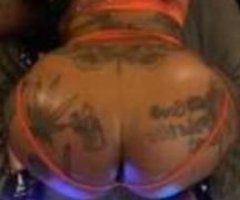 ?Tatted ?5'2 ..ALL Natural Curves , Crazy Sexi ArcH ? ? ?Must see? ?!!!? ..?? ??? ?Real Picss..