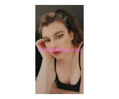 New trans girl in town available for hookup and a good body massage now
