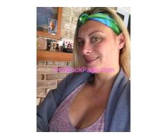 Hi everyone think I do look sexy hot funny and pretty to be around with
