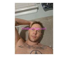Attractive Male Escort